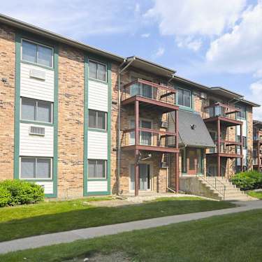 Olympic Village 31 Olympic Village Drive Chicago Heights Il Apartments For Rent Rent Com