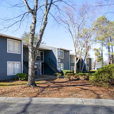 Forest Cove Apartments 3497 Meadowglen Village Lane Doraville Ga Apartments For Rent Rent Com