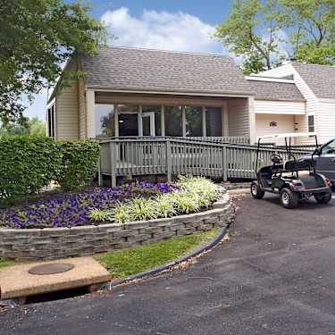 Trinity Park Apartments 11043 Mollerus Drive Saint Louis Mo Apartments For Rent Rent Com