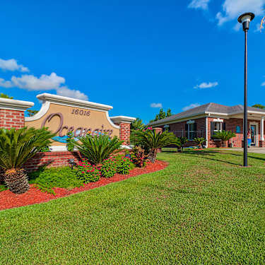 Oceanaire 16016 Lemoyne Blvd Biloxi Ms Apartments For Rent Rent Com