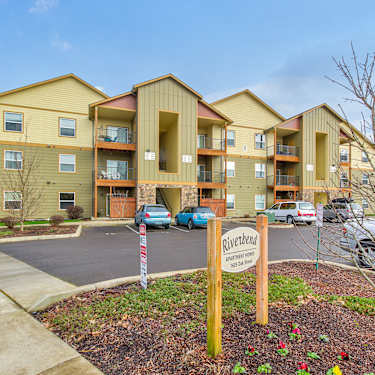 Riverbend Apartments 1605 Se Oak St Albany Or Apartments For Rent Rent Com