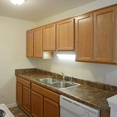 Yorkleigh 100 Yorkleigh Ln Jamestown Nc Apartments For Rent Rent Com