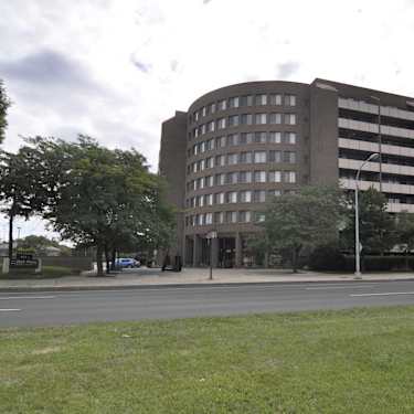 Park Plaza Apartments 1201 Fort Street Lincoln Park Mi