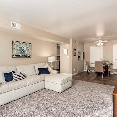 Century City Apartments 6300 Century City S Reynoldsburg Oh Apartments For Rent Rent Com