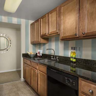 Colvin Woods 11012 Becontree Lk Dr Reston Va Apartments For Rent Rent Com