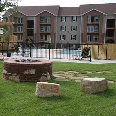 Terrace Green Apartments Joplin 3900 E 7th St Joplin Mo Apartments For Rent Rent Com