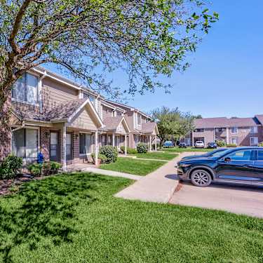 Crystal Ridge Apartments 5600 Jersey Ridge Road Davenport Ia