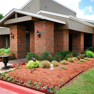 Bristol Park 4414 S Garnett Rd Tulsa Ok Apartments For Rent Rent Com