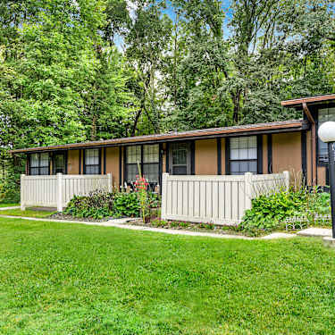 Spruce Hill Apartments 2360d Cardinal Court Wooster Oh