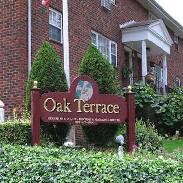 Oak Terrace 7 South Lake Drive Hackensack Nj Apartments For