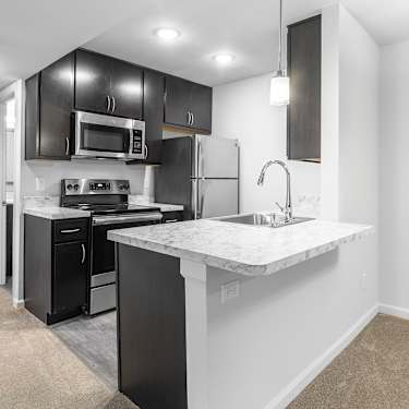 River Bend Apartments 161 Anderson Ferry Rd Cincinnati Oh Apartments For Rent Rent Com