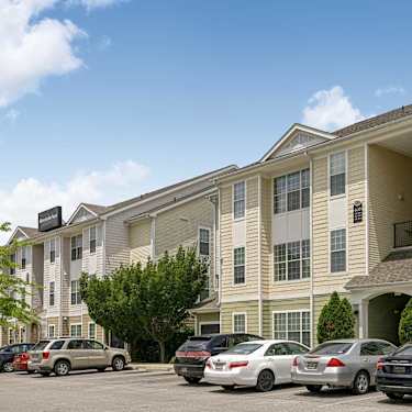 Stadium Apartments 2999 Woodway Drive Huntsville Al