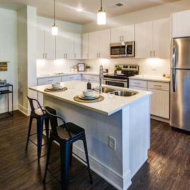 The Whit 307 N Penn St Indianapolis In Apartments For Rent
