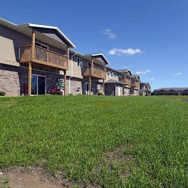 Spring Lake Apartments Wi 201 Woodland Drive Beaver Dam Wi