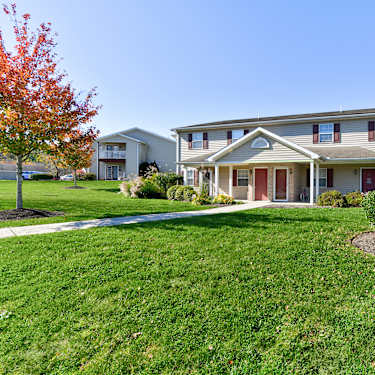 Oak Meadows Apartments 105 Meadow Ct Reading Pa Apartments