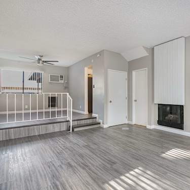 Racquet Club Apartments 44045 15th St W Lancaster Ca Apartments For Rent Rent Com