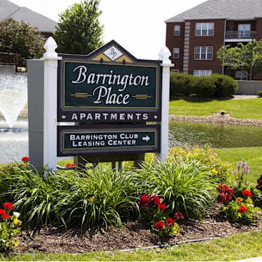 Barrington Place Apartments 5201 Brookside Drive Madison Wi Apartments For Rent Rent Com
