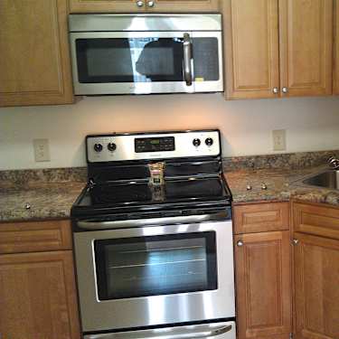 Carriage House 45 Euclid Ave Hackensack Nj Apartments For Rent Rent Com