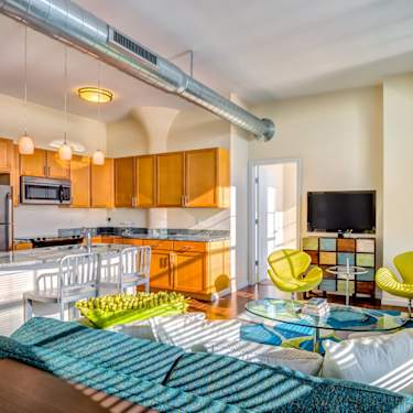 The Lofts At Yale And Towne 200 Henry St Stamford Ct Apartments For Rent Rent Com [ 375 x 375 Pixel ]