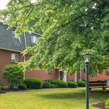Lake Cable Village Apartments 4784 South Blvd Nw Canton Oh Apartments For Rent Rent Com
