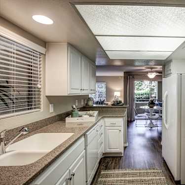 Barcelona Resort Apartments 23592 Windsong Aliso Viejo Ca