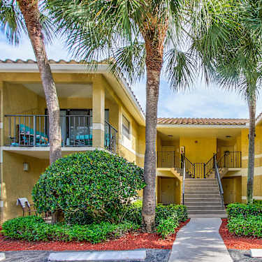 Gables Boca Place 22148 Boca Place Drive Boca Raton Fl Apartments For Rent Rent Com