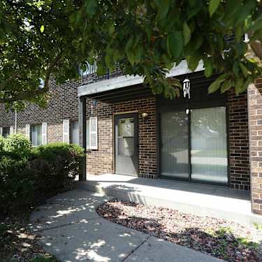 Cranberry Apartments 7919 60th Avenue Kenosha Wi Apartments