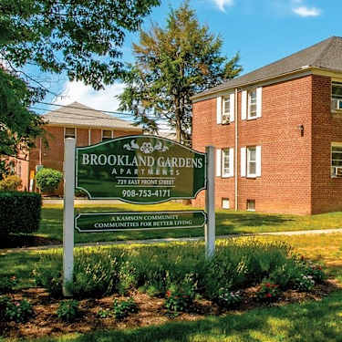 Brookland Garden Apartments 729 E Front St Plainfield Nj