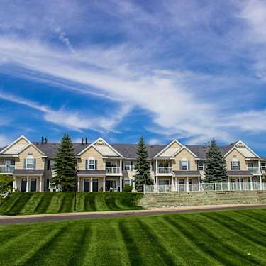 Woodland Lakes Apartments 4320 Dell Road Lansing Mi