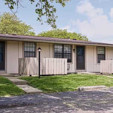 Apple Ridge 480 Lancaster Pike Circleville Oh Apartments For Rent Rent Com
