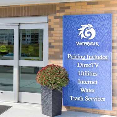 Waterwalk Kansas City Overland Park 11200 Glenwood Street Overland Park Ks Apartments For Rent Rent Com