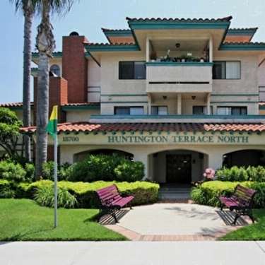 Huntington Terrace North Senior Apartments 18700 Florida St Huntington Beach Ca Apartments For Rent Rent Com