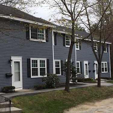 Yarmouth Green 1 Juniper Dr Yarmouth Me Apartments For Rent Rent Com