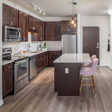 Oaks Minnehaha Longfellow 5329 48th Ave S Minneapolis Mn Apartments For Rent Rent Com