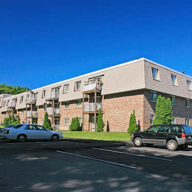 Chestnut Place 13 Joanne Drive Ashland Ma Apartments For Rent Rent Com
