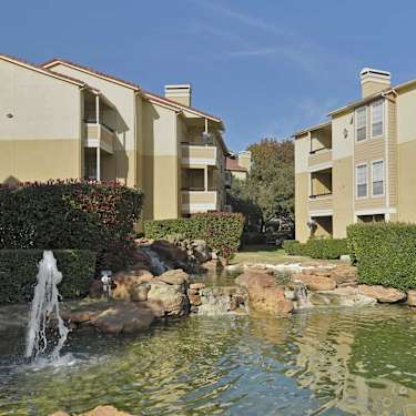 Summer Bend Apartments 1301 Meadow Creek Dr Irving Tx Apartments For Rent Rent Com