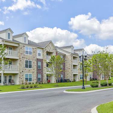 Revere At Spring Hill 1000 Revere Place Spring Hill Tn Apartments For Rent Rent Com