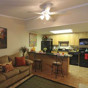 The Bungalows Of Port Orange Apartments 1025 Eagle Lake Trl Port Orange Fl Apartments For Rent Rent Com