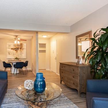 Apex On The River 8719 Woodman Way Sacramento Ca Apartments For Rent Rent Com