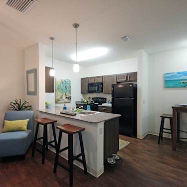 Eagle Landing Apartments 1479 Shady Place Daytona Beach Fl Apartments For Rent Rent Com