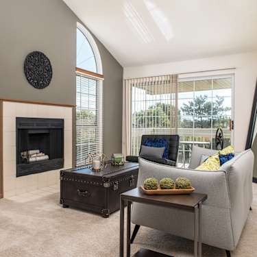The Woodlands Of Brookfield 790 Lakeview Drive Brookfield Wi Apartments For Rent Rent Com