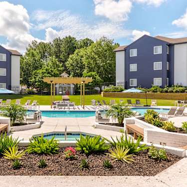 Evergreen Auburn 1131 S College St Auburn Al Apartments For Rent Rent Com