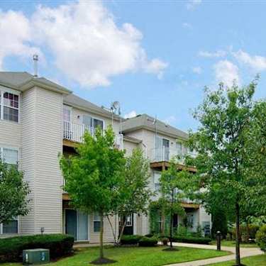 Woodland Manor 513 Calderone Ct South Plainfield Nj Apartments For Rent Rent Com