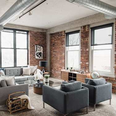 Joslyn Lofts 621 S 15th St Omaha Ne Apartments For Rent Rent Com