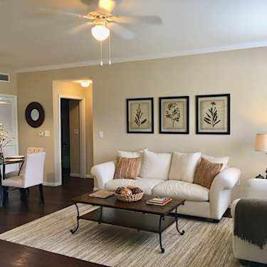 Chandler Creek Apartments 2700 N A W Grimes Blvd Round Rock Tx Apartments For Rent Rent Com