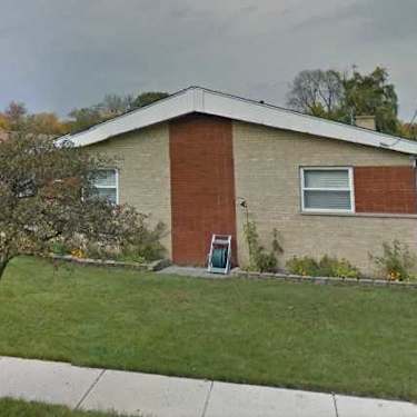 Division Falls Apartments 216 W Division Street Villa Park Il Apartments For Rent Rent Com