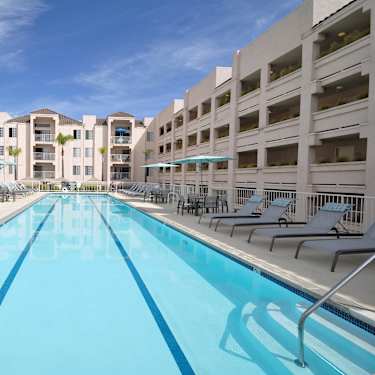 La Regencia 7681 Palmilla Dr San Diego Ca Apartments For Rent Rent Com