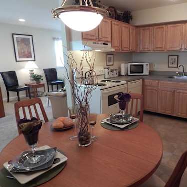 Klockner Woods Crestwood Square Apartments 1201 Klockner Rd Trenton Nj Apartments For Rent Rent Com