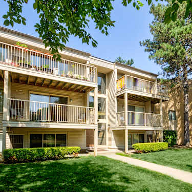 Brookdale Apartments 22250 Swan Road South Lyon Mi Apartments
