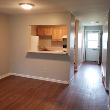 Powdermill Village Apartments 126 Union St Westfield Ma Apartments For Rent Rent Com